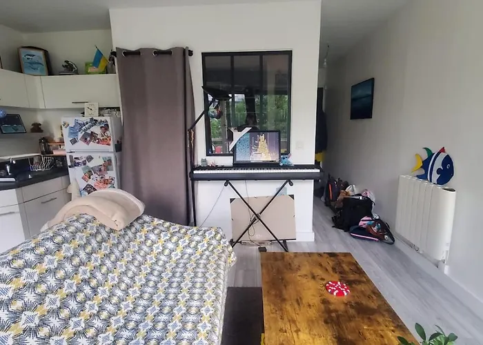 Charming With Balcony Apartman Párizs